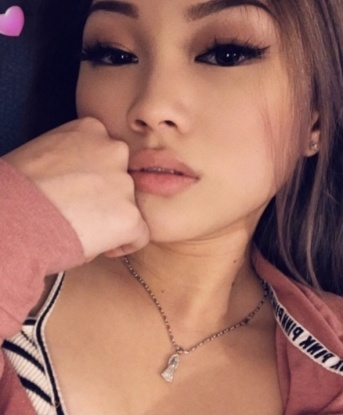 Чарлиз, 23 года